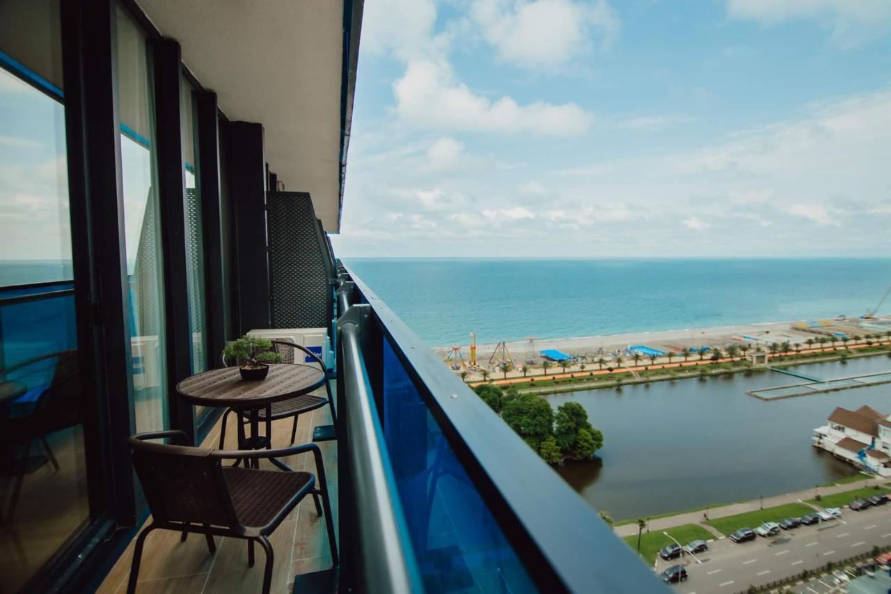 Nuage - 1St Line Sea View Apartments Μπατούμι Εξωτερικό φωτογραφία